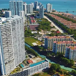  Apartment The Landmark Seaview Netflix By Blue Sky Holidays
