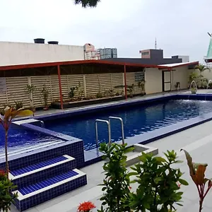Отель Red Rock Penang, Джорджтаун